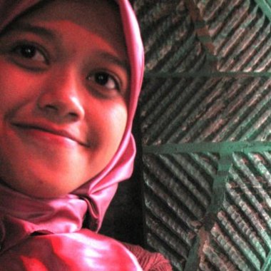 RIZKI A. - Freelance Graphic Designer