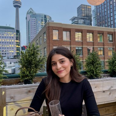 Heena F. - Freelance Social Media Manager