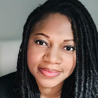 Elizabeth A. - Freelance Videographer