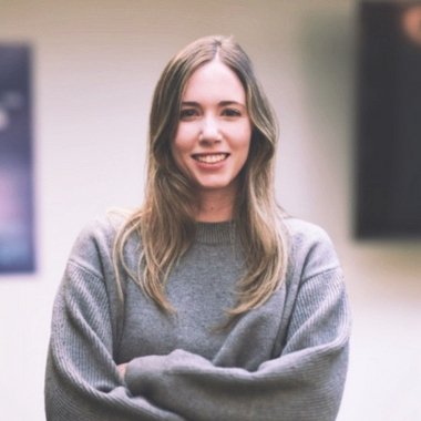 Lara B. - Freelance Marketing Analyst