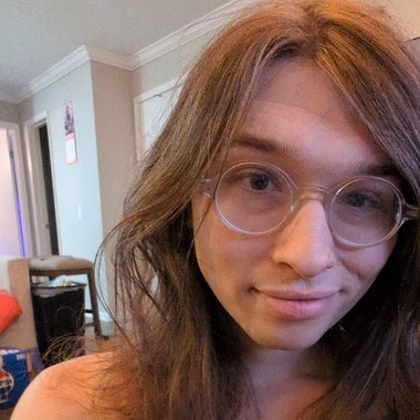 Lilliana T. - Freelance Content Creator