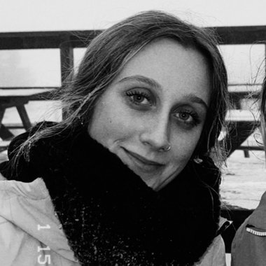 Sinead S. - Freelance Video Editor