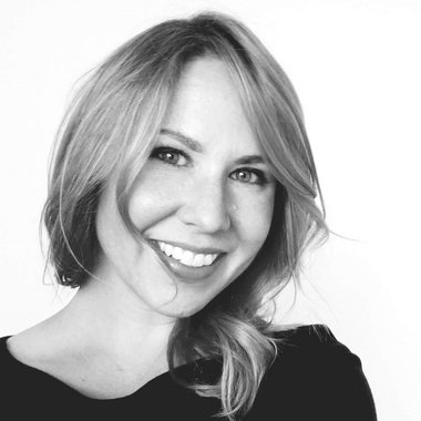 Jacqueline H. - Freelance Graphic Designer