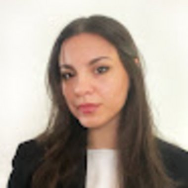 Josie R. - Freelance Graphic Designer