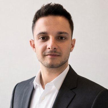 Endrit J. - Freelance Web Developer