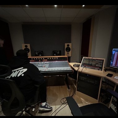 Timothy L. - Freelance Recording Studio