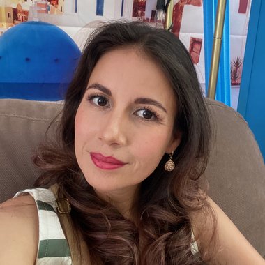 monicasosalopezMX - Freelance Graphic Designer