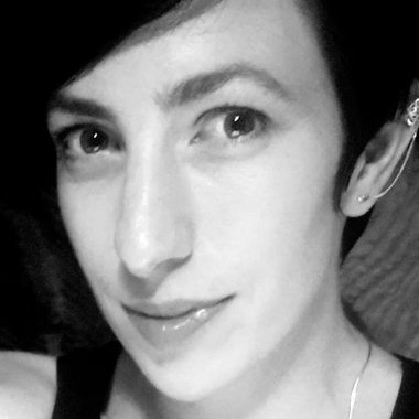 Malwina J. - Freelance Camera Operator