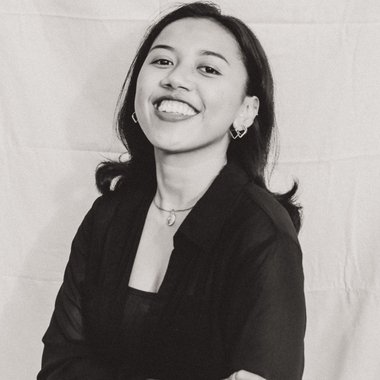 PUTRI A. - Freelance Textile Designer