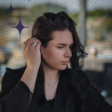 Anna D. - Freelance Motion Graphic Designer