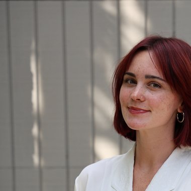 Caroline W. - Freelance Designer