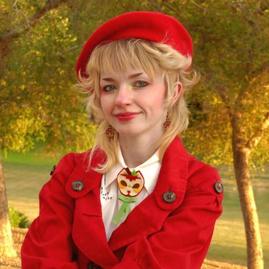 Sabrina A. - Freelance Graphic Designer