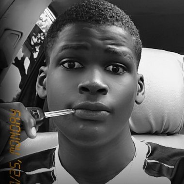Julius M. - Freelance Content Creator