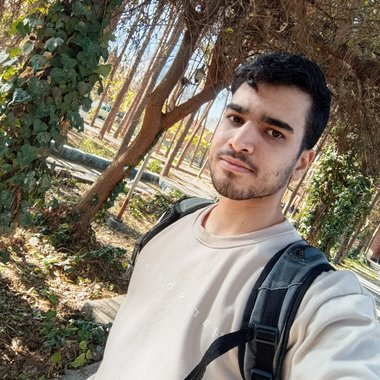 Hosse K. - Freelance Full Stack Developer