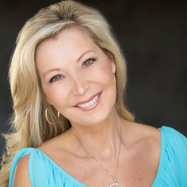 Catherine B. - Freelance Writer