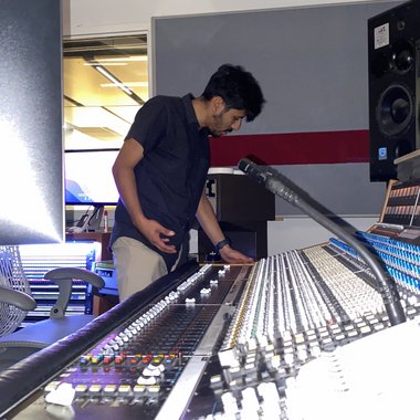 Moises E. - Freelance Mastering Engineer