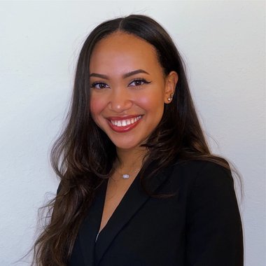 MIA M. - Freelance Illustrator