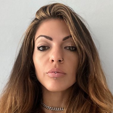 Stephanie M. - Freelance Video Editor