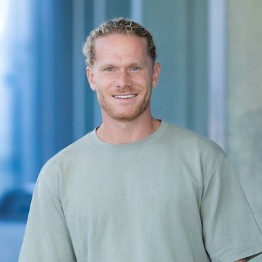 Luis K. - Freelance Digital Marketer