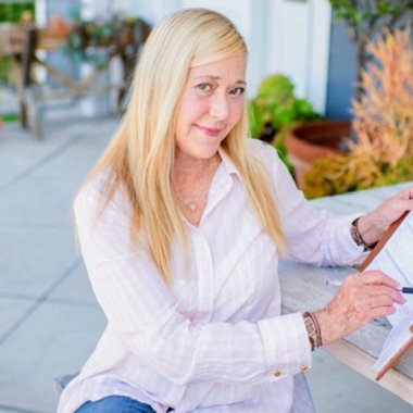 Debra M. - Freelance Copywriter