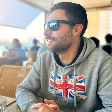 André C. - Freelance Video Editor