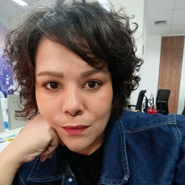 Tatiana V. - Freelance Presentation Designer