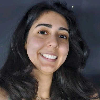 Yasemin M. - Freelance Content Strategist