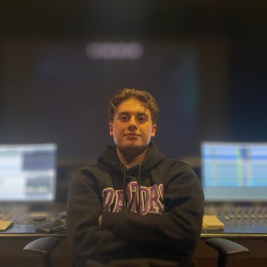 Gavin B. - Freelance Audio Mixer