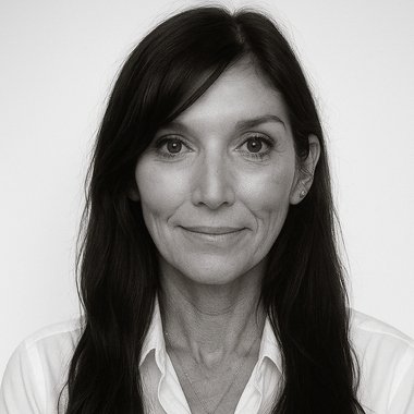 Nichole K. - Freelance T Shirt Designer
