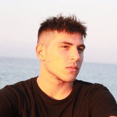 Riccardo D. - Freelance Music Producer