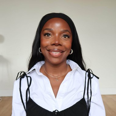 Ashley V. - Freelance Content Creator