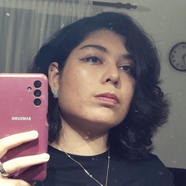 Catherine L. - Freelance Artworker