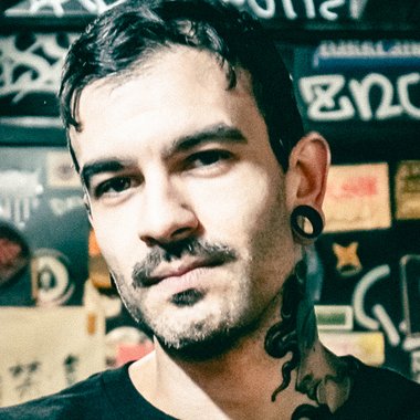 Bruno C. - Freelance Graphic Designer