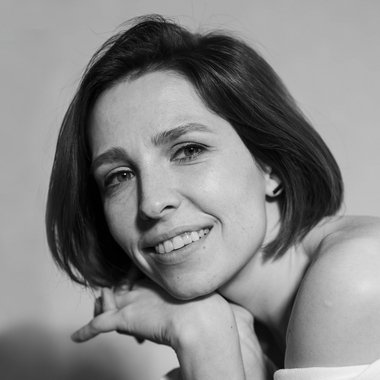 kattebotsi - Freelance Graphic Designer