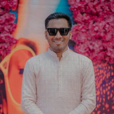 namanjain08013 - Freelance Graphic Designer