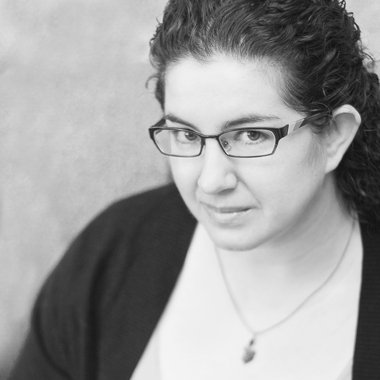 Amanda R. - Freelance Graphic Designer
