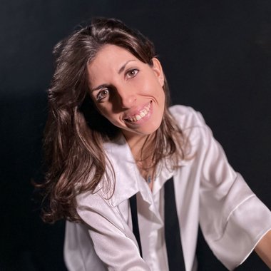 Elena C. - Freelance Actor
