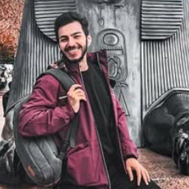 Lawen D. - Freelance Designer