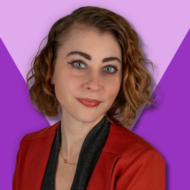 Danya P. - Freelance Graphic Designer