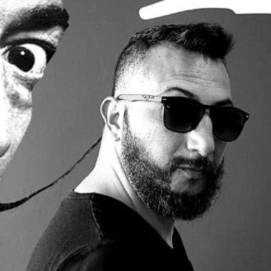 Tiago G. - Freelance Brand Strategist