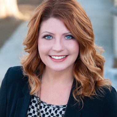 Julie S. - Freelance Graphic Designer