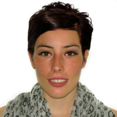 Jovana L. - Freelance Brand Designer