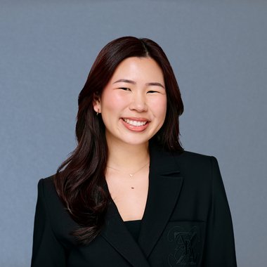 Veronica C. - Freelance Content Creator