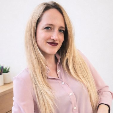 Brenda R. - Freelance Web Designer