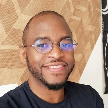 Cedrick T. - Freelance Designer