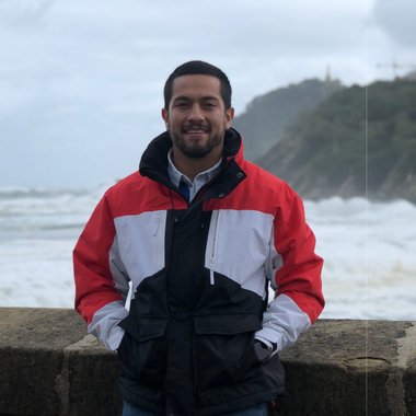 Sebastián E. - Freelance Presenter