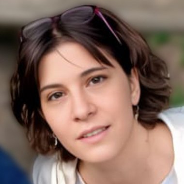 Sofía L. - Freelance Web Developer