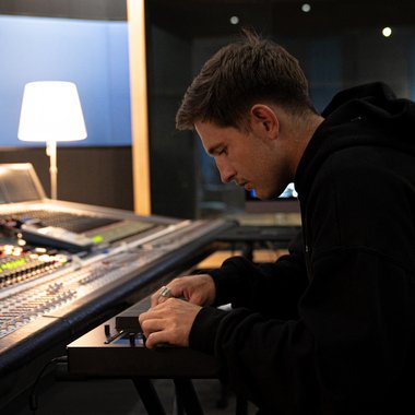 James B. - Freelance Music Producer