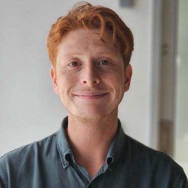 Adrian V. - Freelance Content Creator