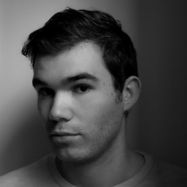 THÉO V. - Freelance Brand Designer